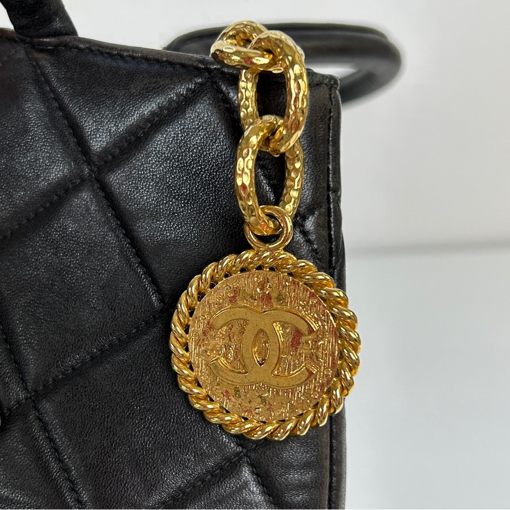 CHANEL Quilted Large Logo Black Calfskin Gold Medallion Tote - Picture 8 of 17